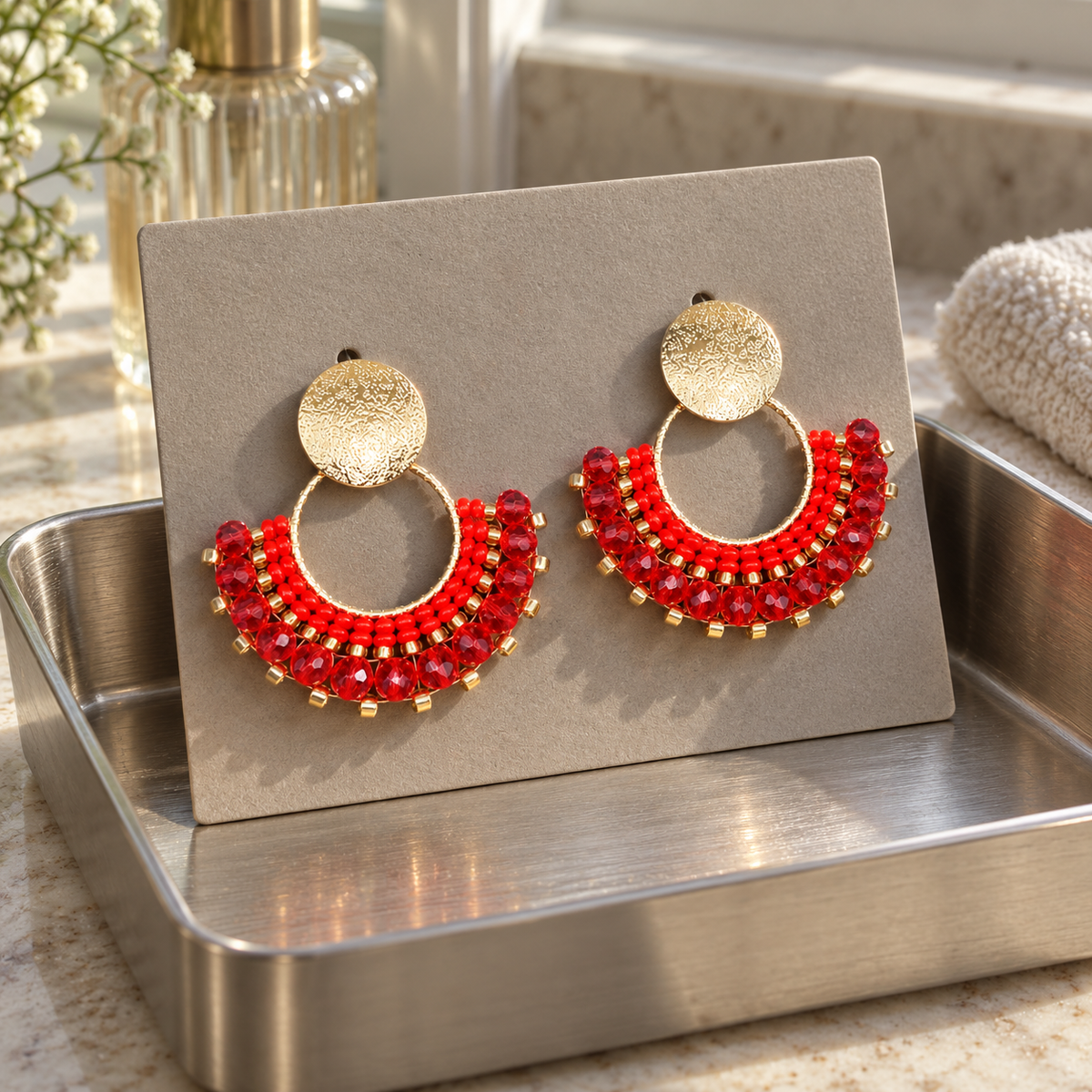 Cali Mid Beaded Earrings in Red