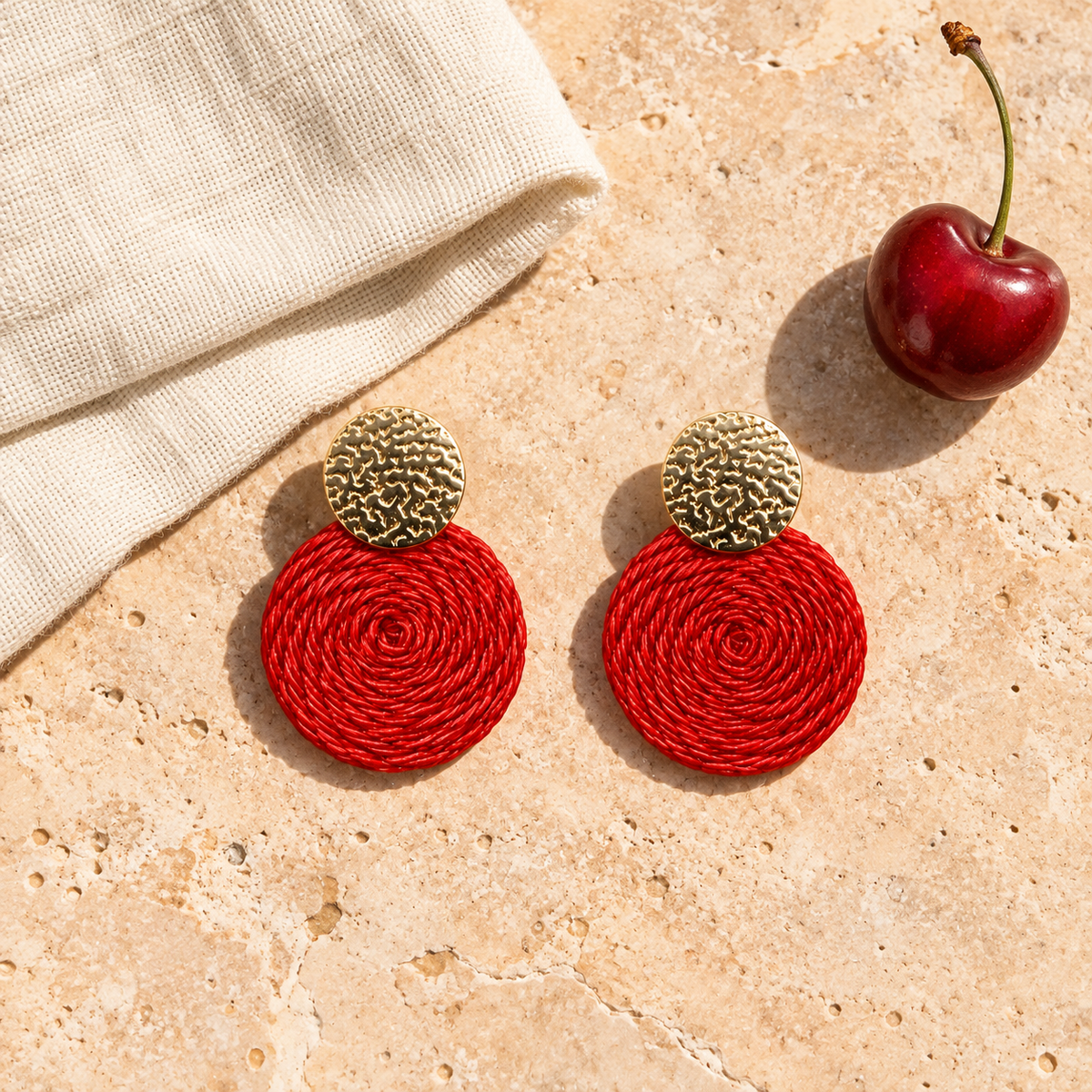 Guatapé Woven Iraca Palm Earrings in Red