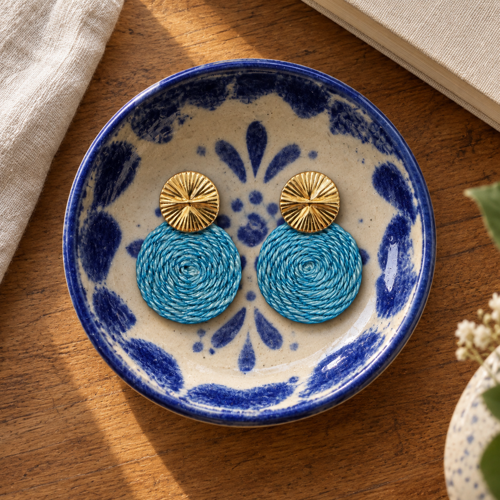 Guatapé Woven Iraca Palm Earrings in Ocean Blue