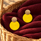 Guatapé Woven Iraca Palm Earrings in Light Yellow