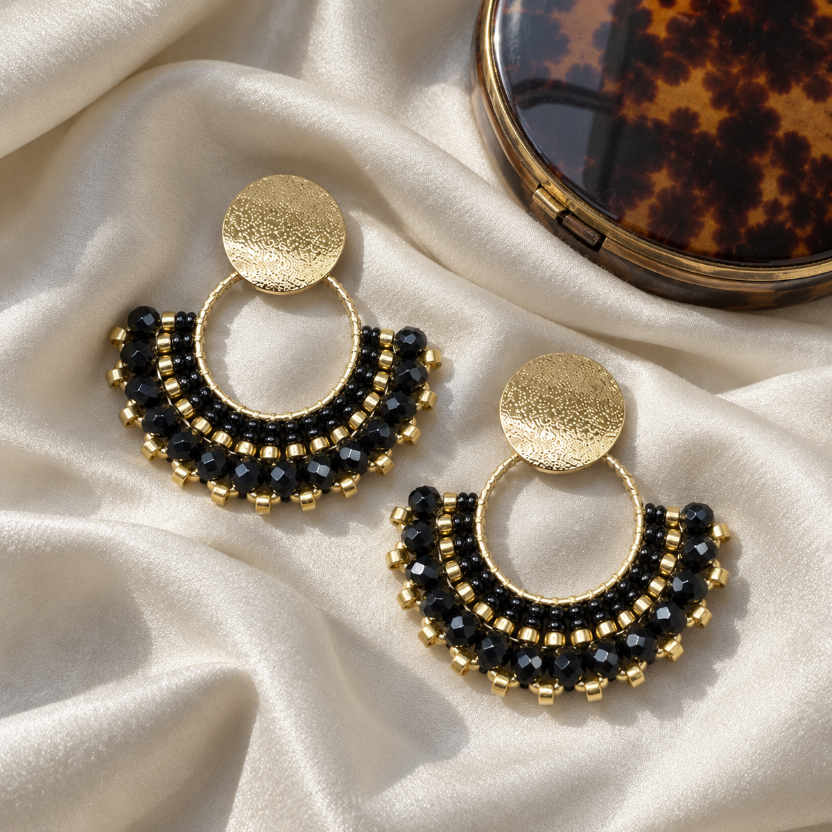 Cali Mid Beaded Earrings in Black