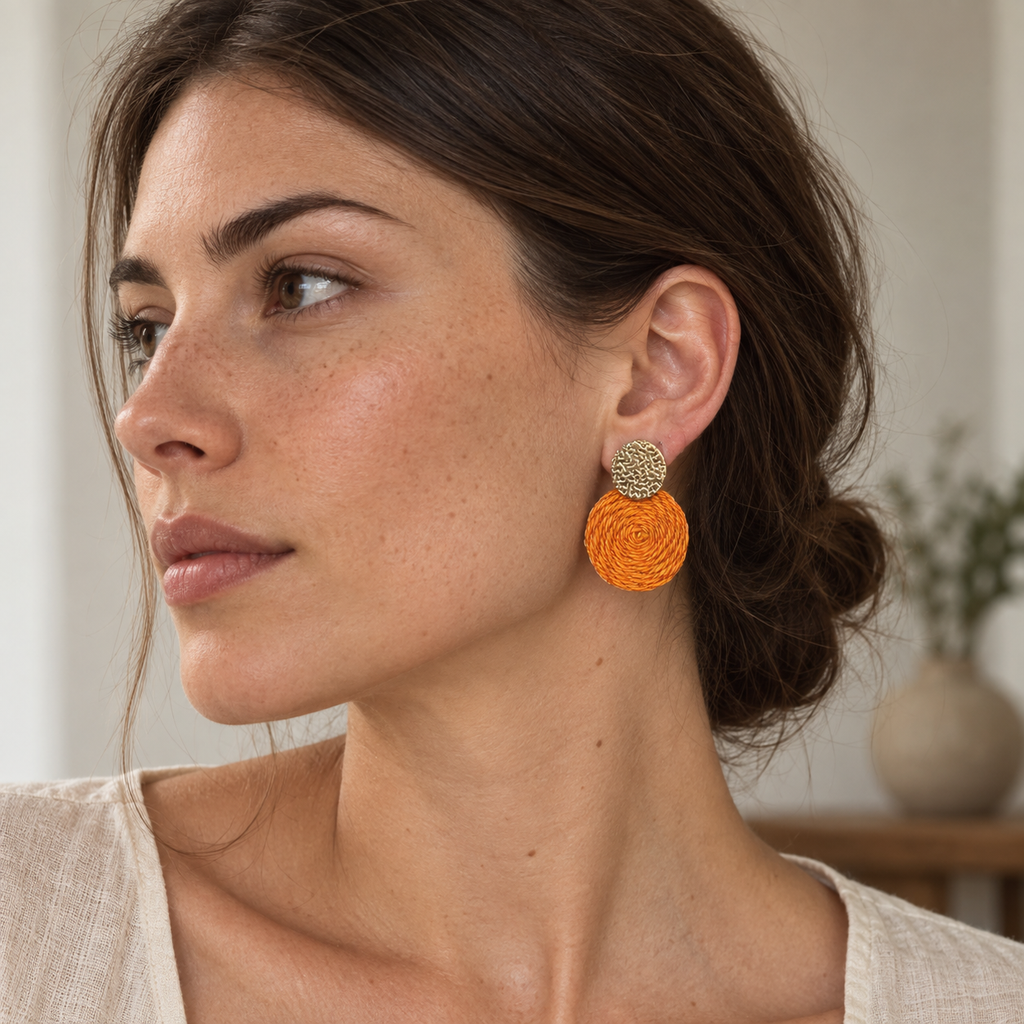 Boucles d'oreilles Guatapé en palmier Iraca tressé, couleur ambre