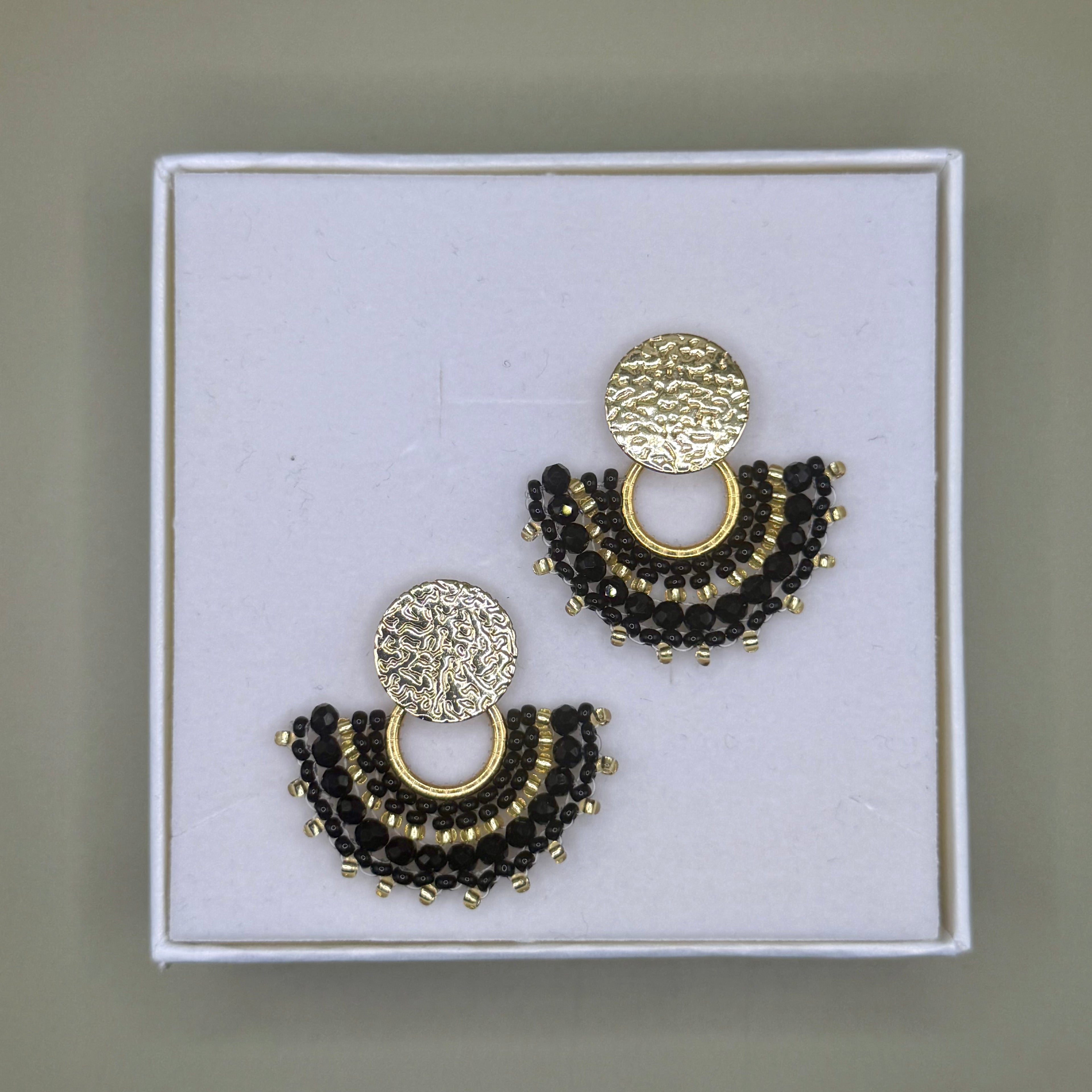Cali Small Beaded Earrings in Black
