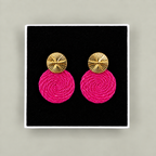 Guatapé Woven Iraca Palm Earrings in Hot Pink