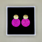 Guatapé Woven Iraca Palm Earrings in Fuchsia