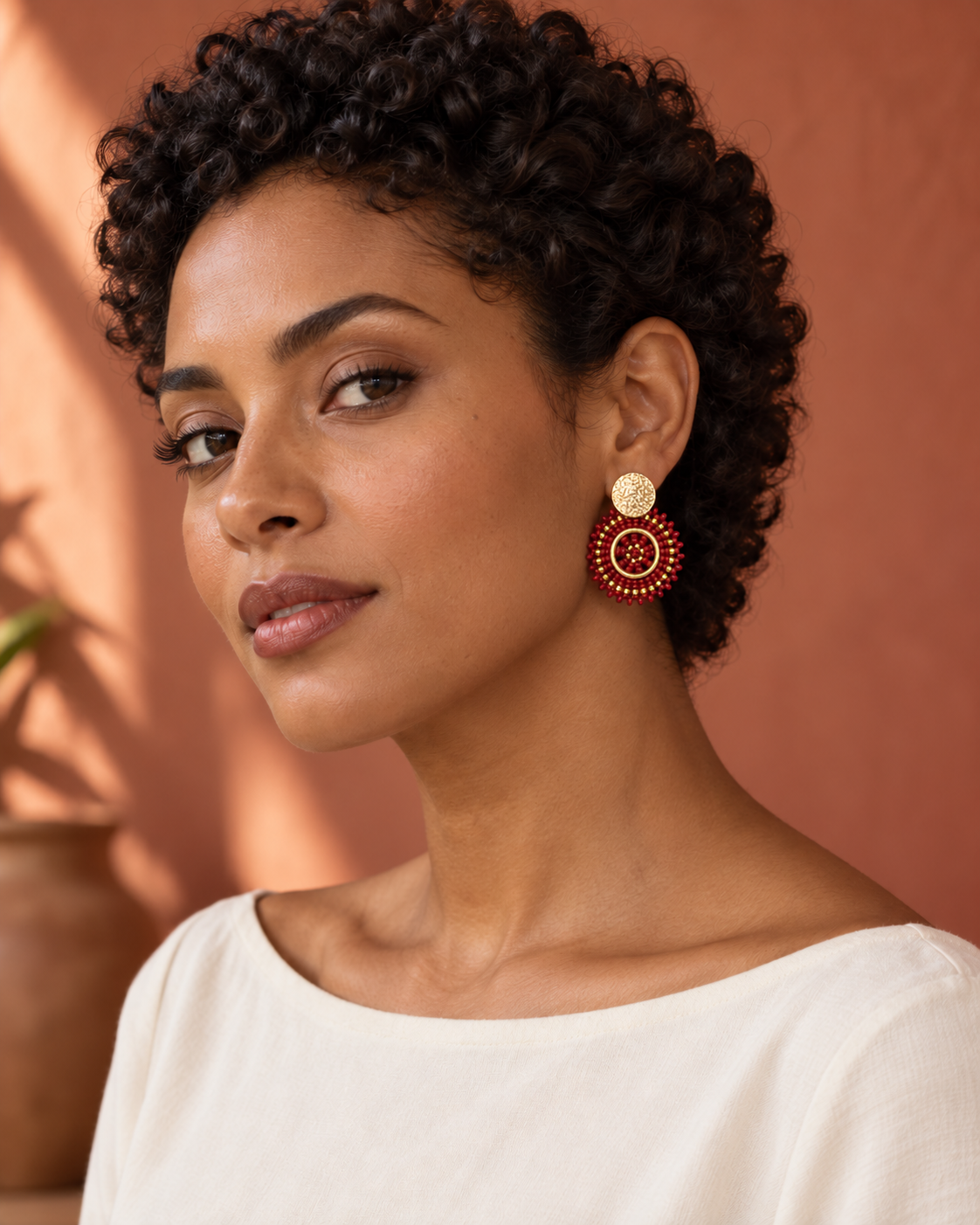 Manila Round Beaded Earrings in Red