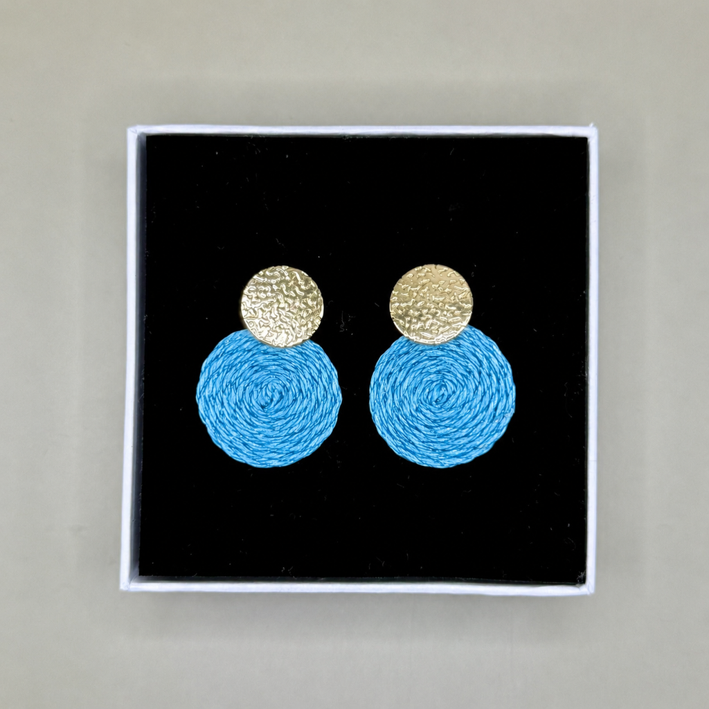 Guatapé Woven Iraca Palm Earrings in Light Blue