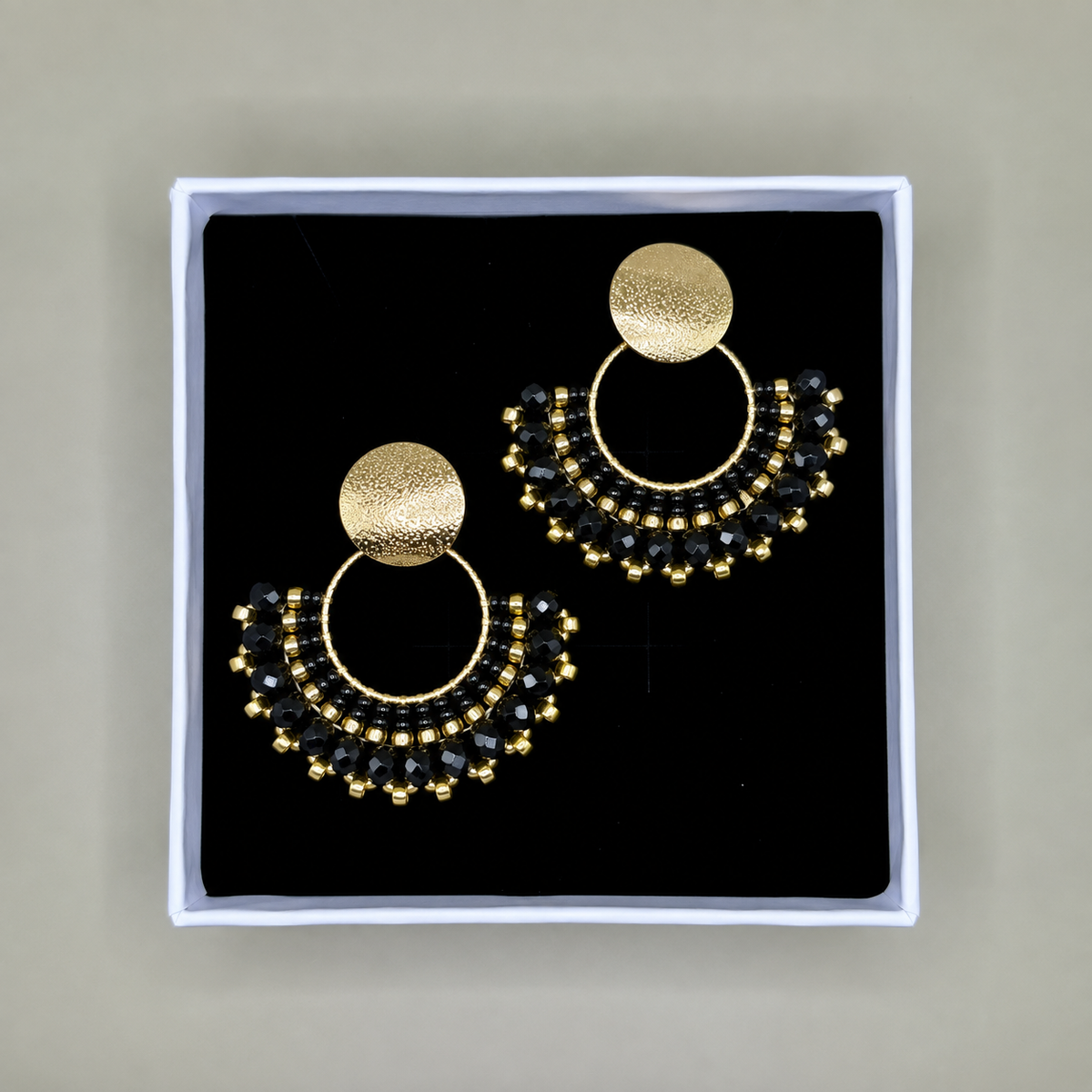 Cali Mid Beaded Earrings in Black