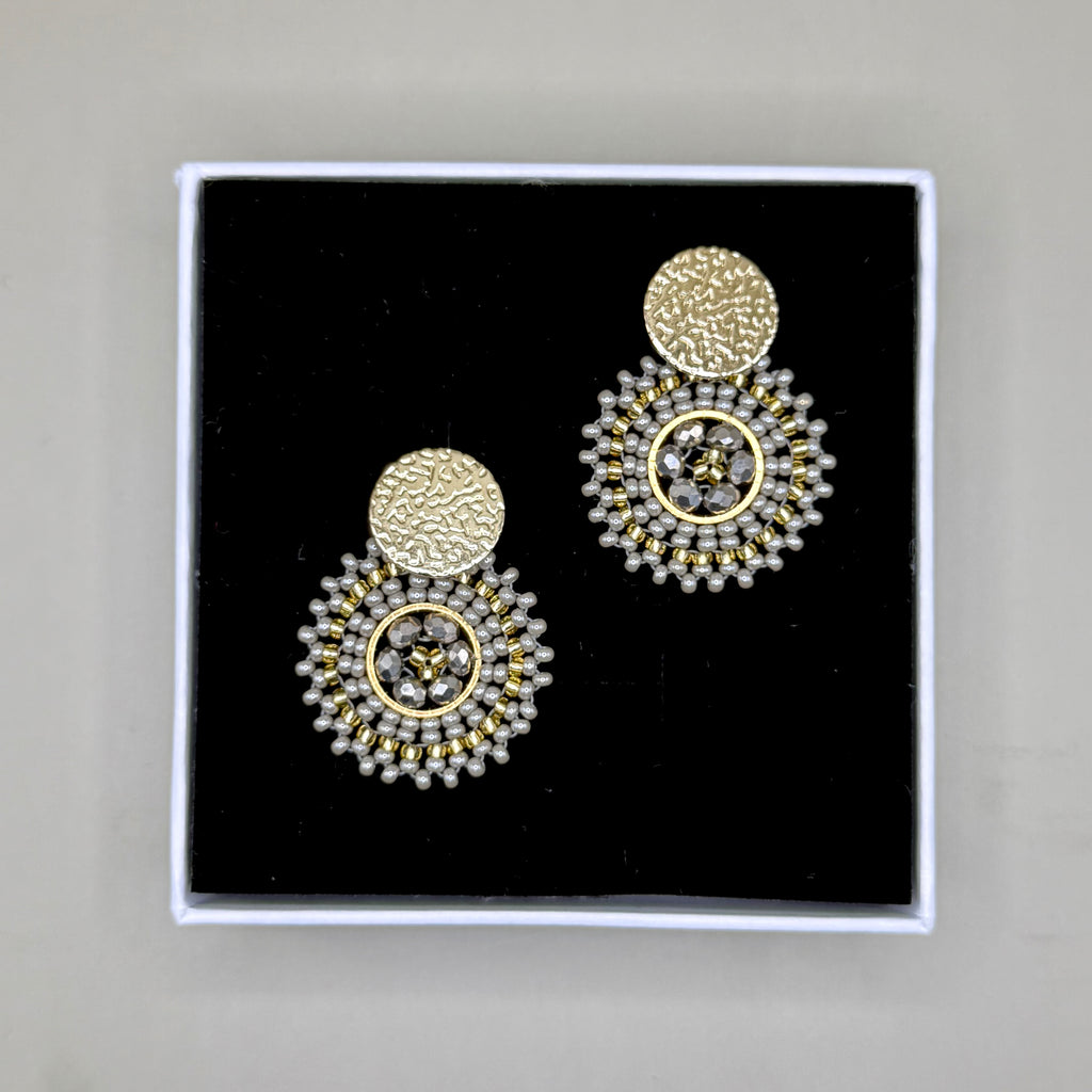 Manila Round Beaded Earrings in Grey